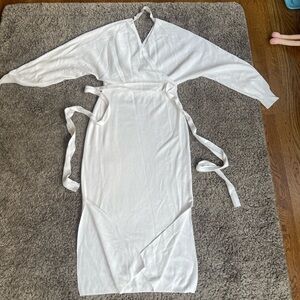 Viottiset Women's V Neck Long Batwing Sleeve Wrap dress white